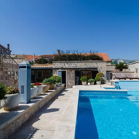 Antica, With A Private Swimming Pool Apartment *